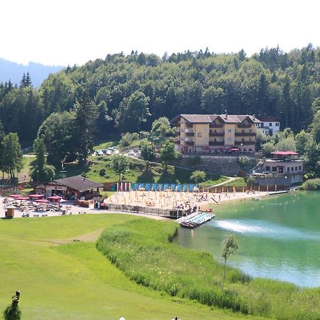 Hotel Al Lago Lavarone Exterior foto