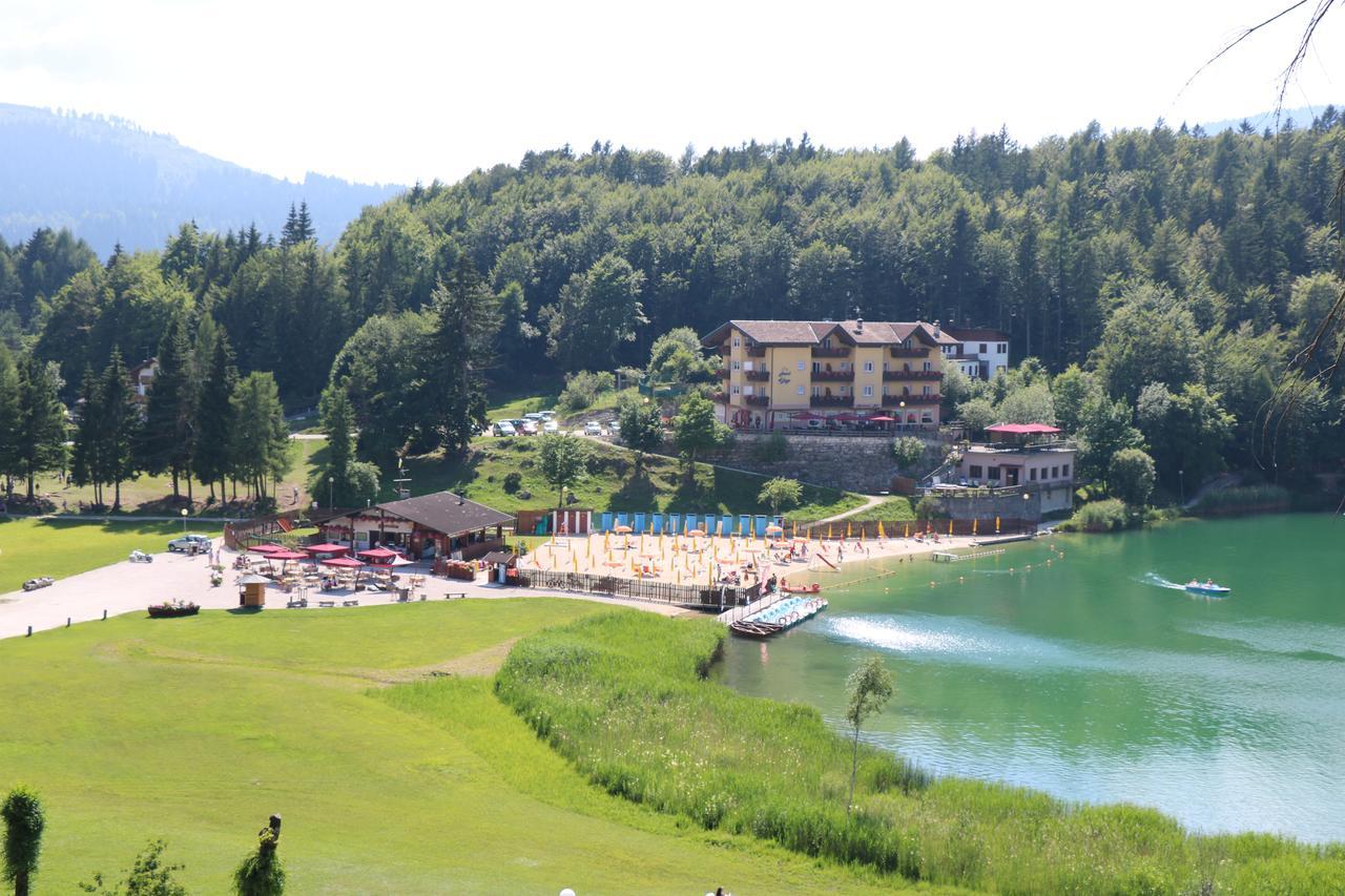 Hotel Al Lago Lavarone Exterior foto